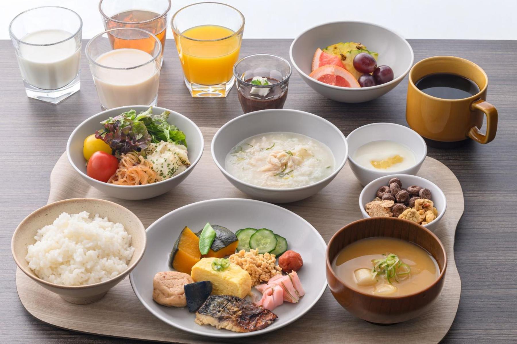 Via Inn Umeda Осака Екстериор снимка